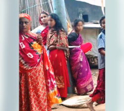 হিলিতে মা-মেয়েকে খুঁটিতে বেঁধে নির্যাতন