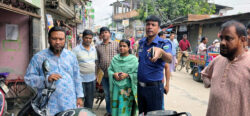 পাঁচবিবিতে ফুটপাত দখলমুক্ত করতে ইউএনওর অভিযান