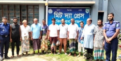 হাকিমপুরে পুলিশের বিশেষ অভিযানে বিভিন্ন মামলায় ১১ জন গ্রেফতার