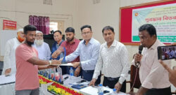 সাদুল্লাপুরে এসইডিপি’র পারফরম্যান্স বেজড গ্র্যান্টস পুরস্কার বিতরণ