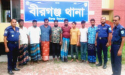 বীরগঞ্জে পুলিশের বিশেষ অভিযানে এক রাতে গ্রেফতার ৮