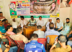 হিলিতে জুলাই-আগষ্টের সকল শহীদদের স্বরণে দোয়া অনুষ্ঠিত